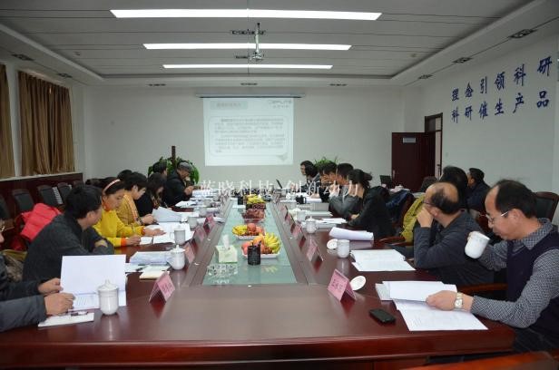 �񻪡��Ȼ�����Һ��Ч������֬�о���Ŀ�����վۻ��ٿ�